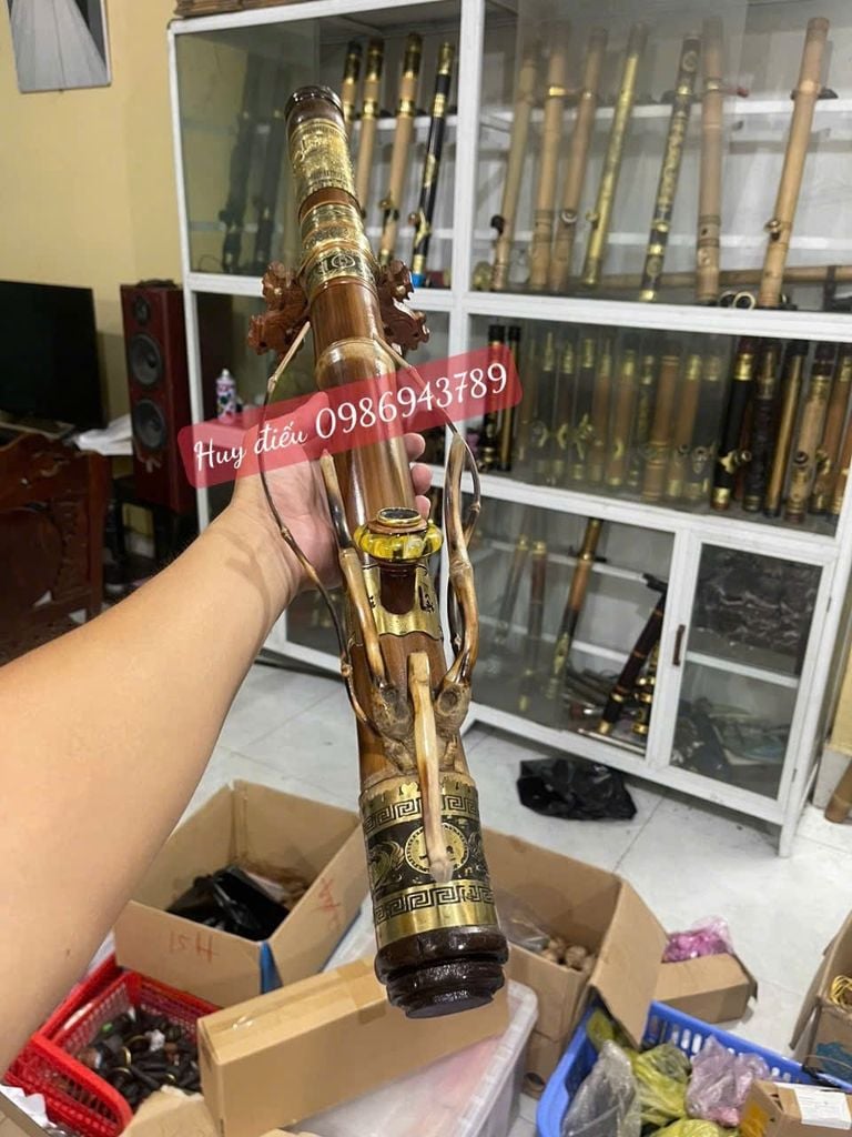 Điếu Cày Là Gì? Lịch Sử, Cấu Tạo Và Cách Chọn Điếu Cày Chuẩn Cho Người Mới