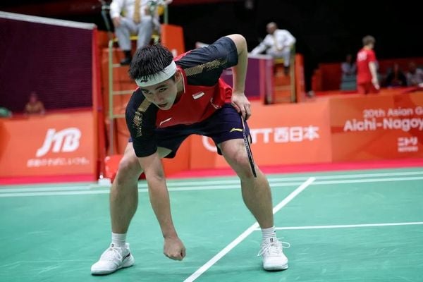 Loh Kean Yew ăn mừng