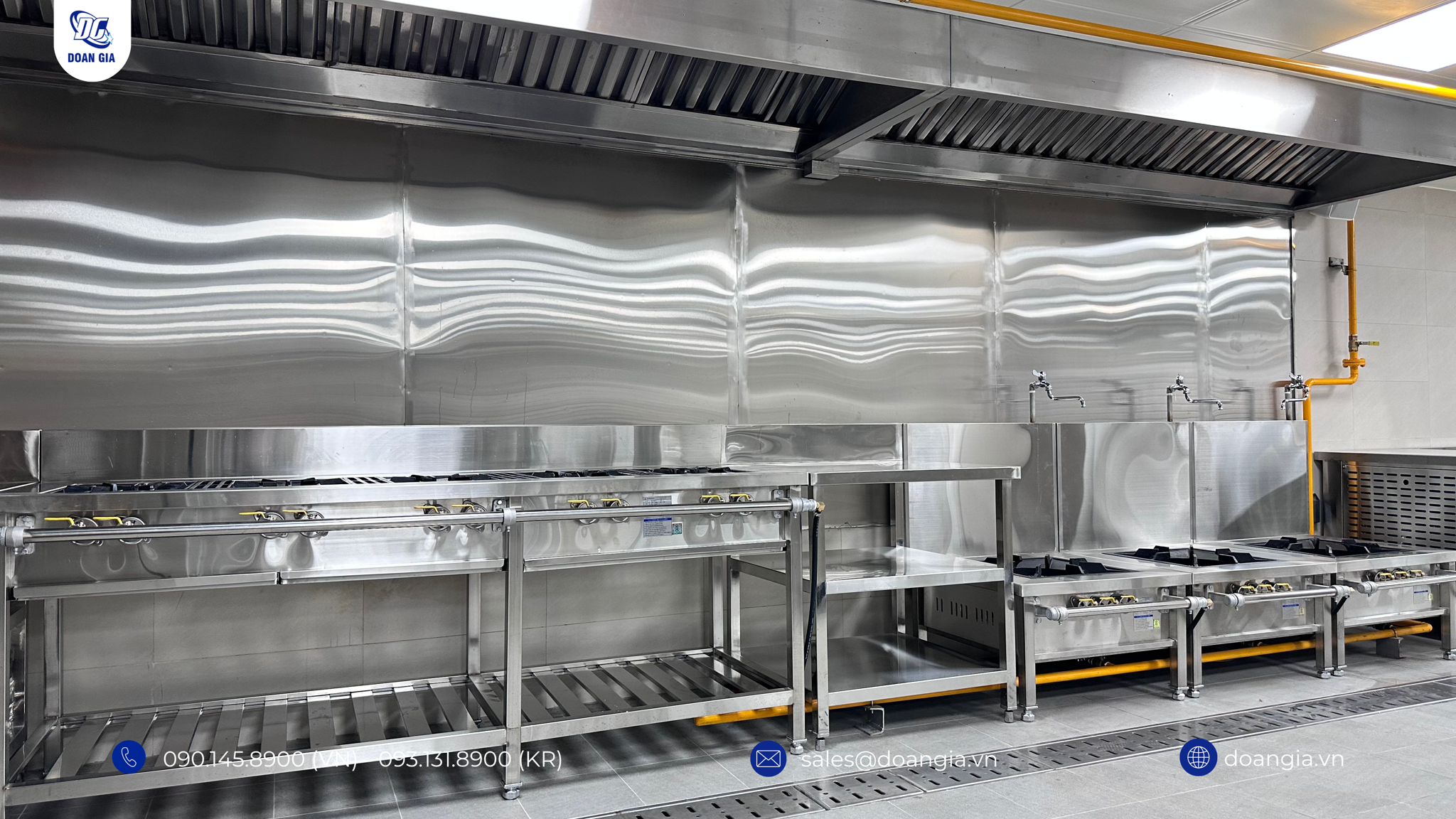 thiết bị bếp inox công nghiệp
