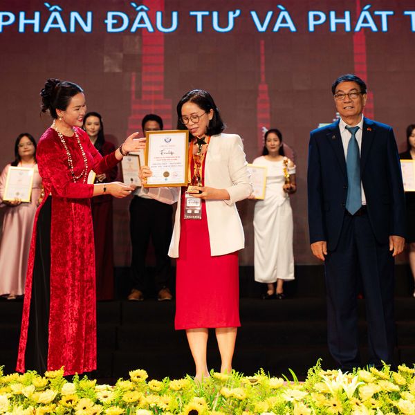 LỄ CÔNG BỐ NHÃN HIỆU YÊU THÍCH NHẤT 2025: VIỆT Á CHÂU GHI DẤU ẤN ĐẬM NÉT