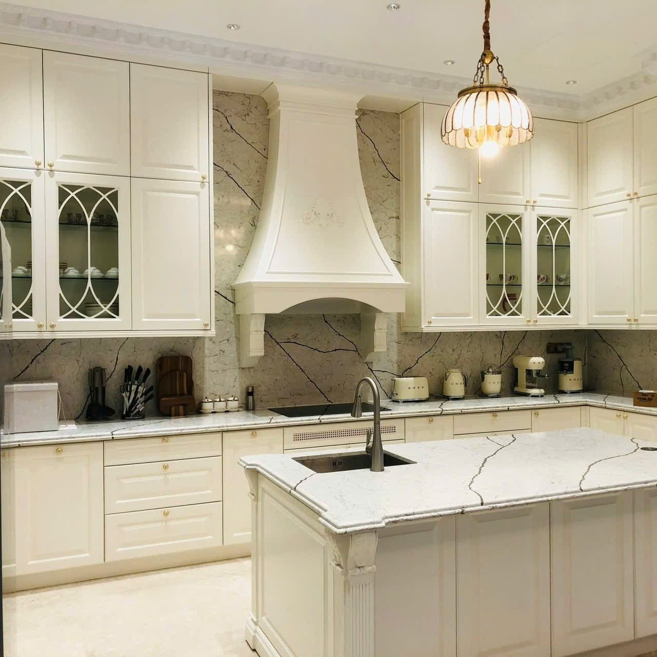 PHỤ NỮ HIỆN ĐẠI CHỌN GÌ CHO GIAN BẾP CỦA MÌNH DỊP 8/3?