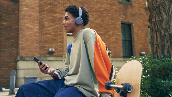 Nên chọn on-ear hay over-ear