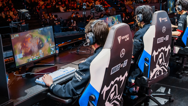 Tai nghe Gaming chính hãng tại Sintech