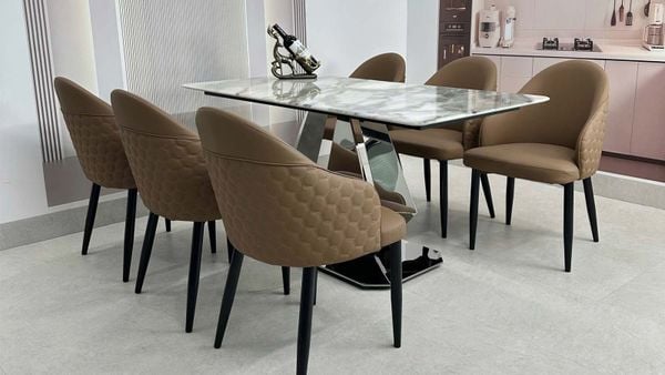 Bàn Ăn Mặt Đá Cao Cấp HAK79