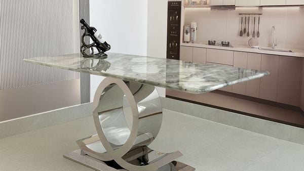 Bàn Ăn Mặt Đá Cao Cấp HAK85