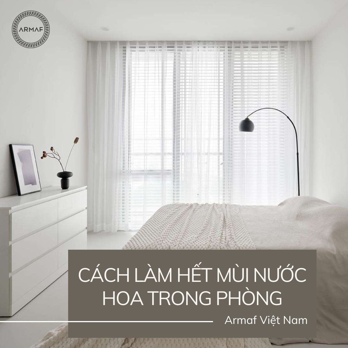 Gợi ý cách làm hết mùi nước hoa trong phòng [TOP 6+]