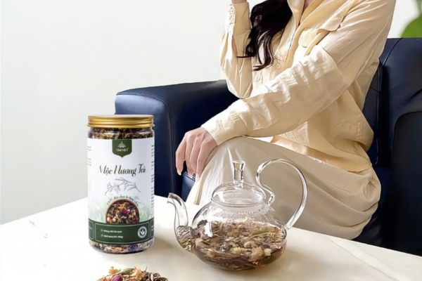 Công thức pha trà nóng giữ ấm cơ thể mùa lạnh