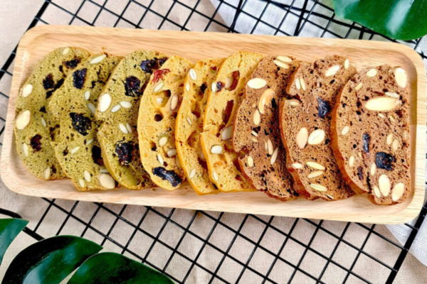 Hướng dẫn cách làm bánh biscotti hạt điều hỗ trợ ăn kiêng hiệu quả