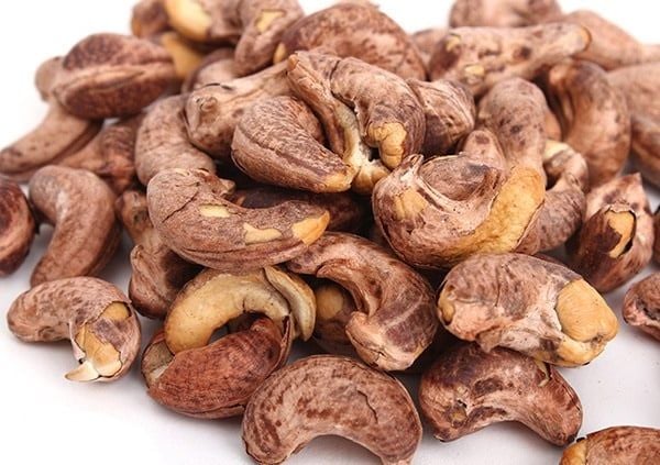 Hạt điều có vị đắng