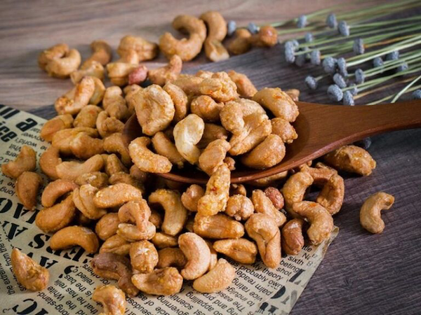 Hạt điều tẩm vị trong chế độ ăn keto