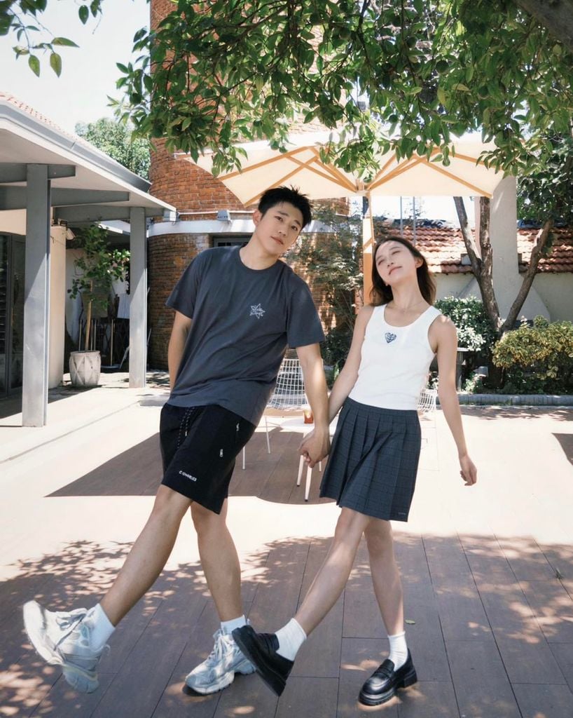 4 cách mix áo ống giúp nàng nâng tầm phong cách chuẩn “IT-girl” ngày hè