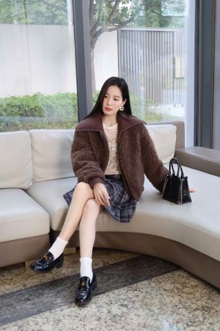 Xuống phố mùa Đông với nguồn cảm hứng từ tủ đồ Ki Eun-se