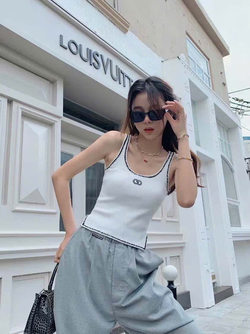 Áo ba lỗ + 2 dây