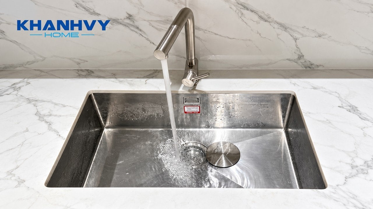 Dịch vụ vệ sinh đốm gỉ chậu inox Khánh Vy Home