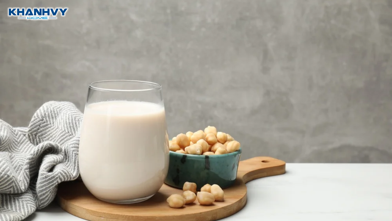 Cách làm sữa đậu gà bằng máy bùi nhẹ, thơm ngon