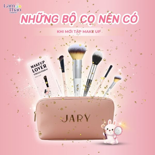 Điểm Danh Những Bộ Cọ Trang Điểm Cá Nhân Cho Người Mới Bắt Đầu