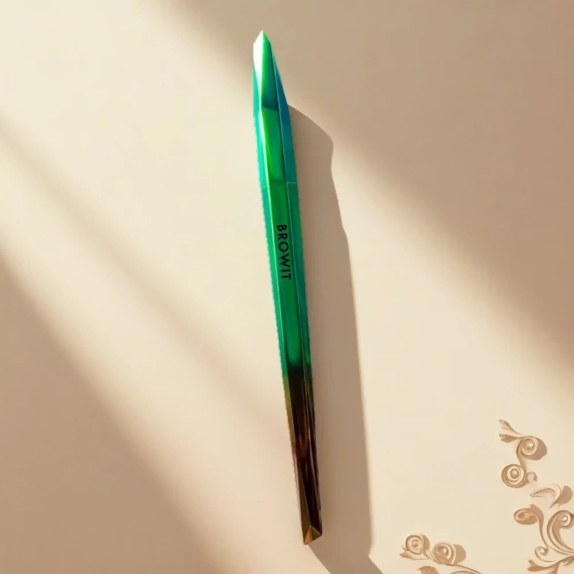 kẻ mắt nước Browit