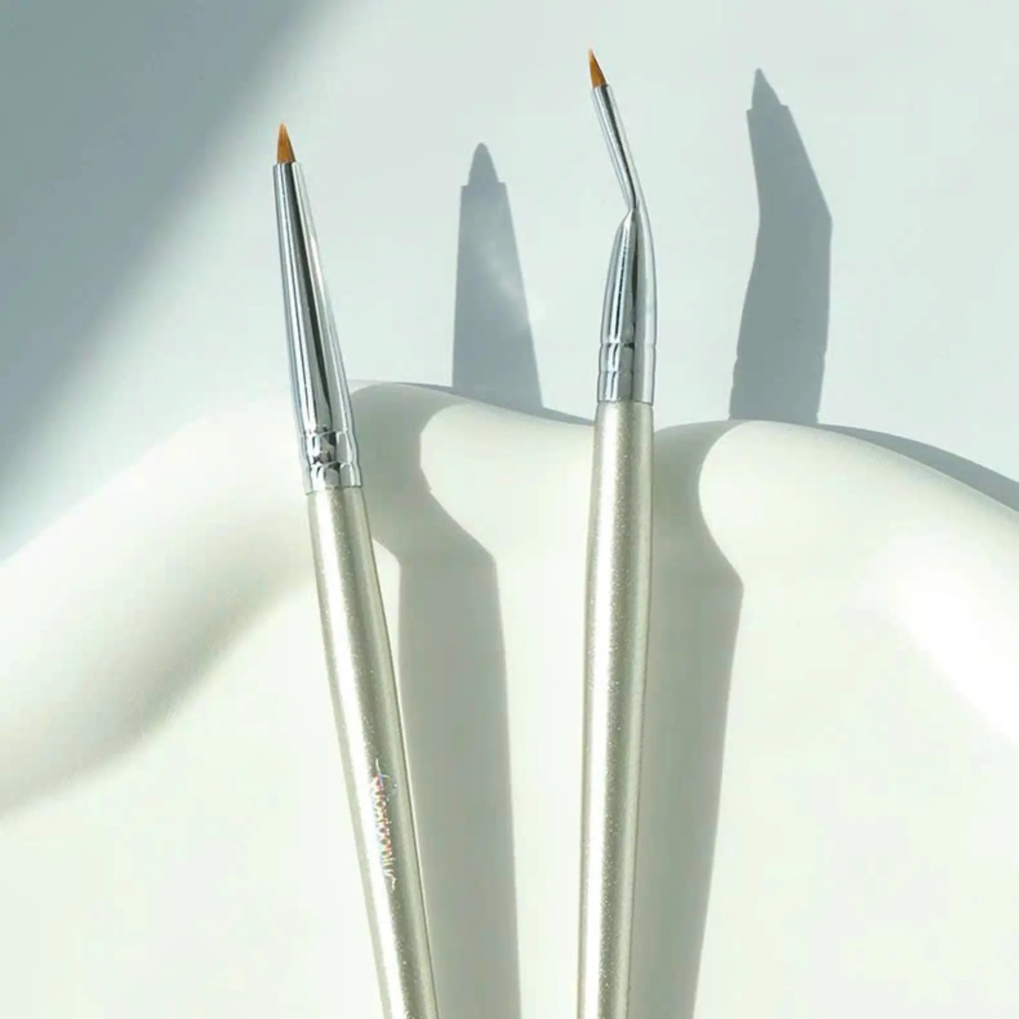 cọ kẻ mắt guoxiaoniu