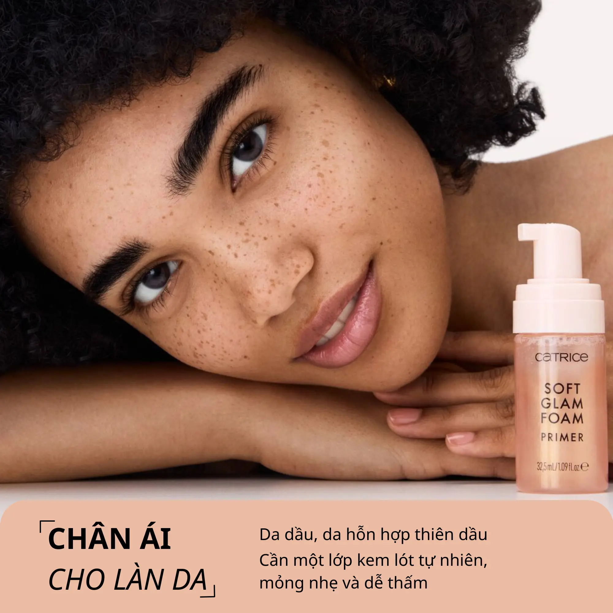 Kem Lót Dạng Bọt Catrice Soft Glam Foam Primer