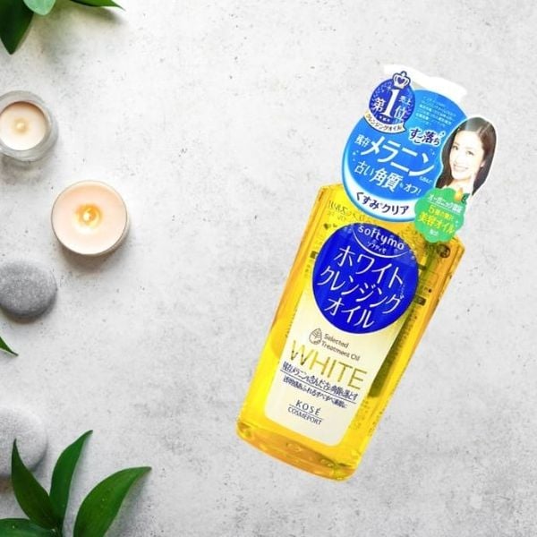 Dầu Tẩy Trang Dưỡng Trắng Da Kose Softymo White Cleansing Oil (mẫu mới)
