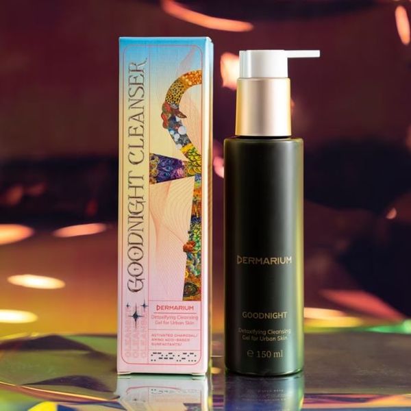Gel Rửa Mặt Than Hoạt Tính Dermarium Goodnight Cleanser