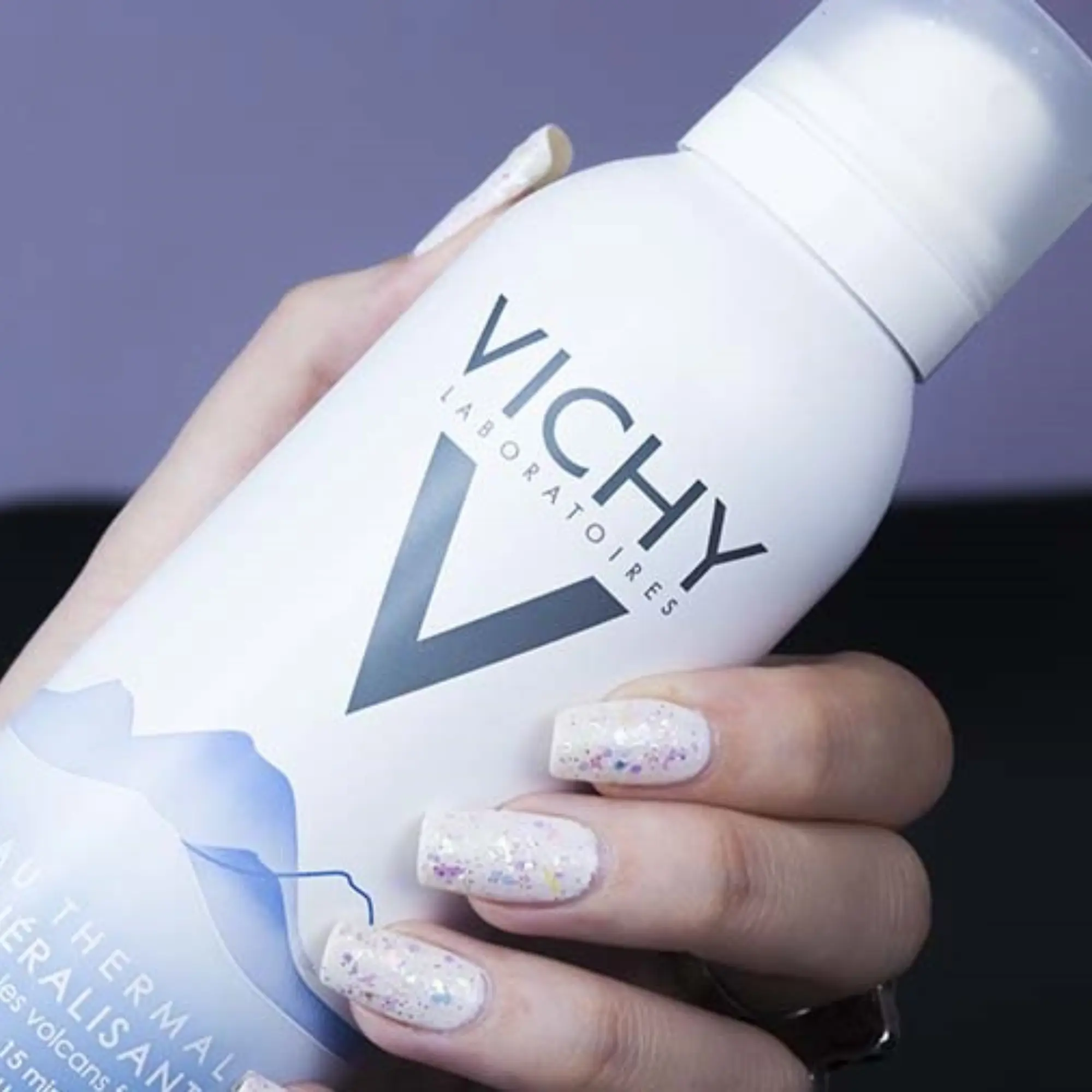 xịt khoáng vichy