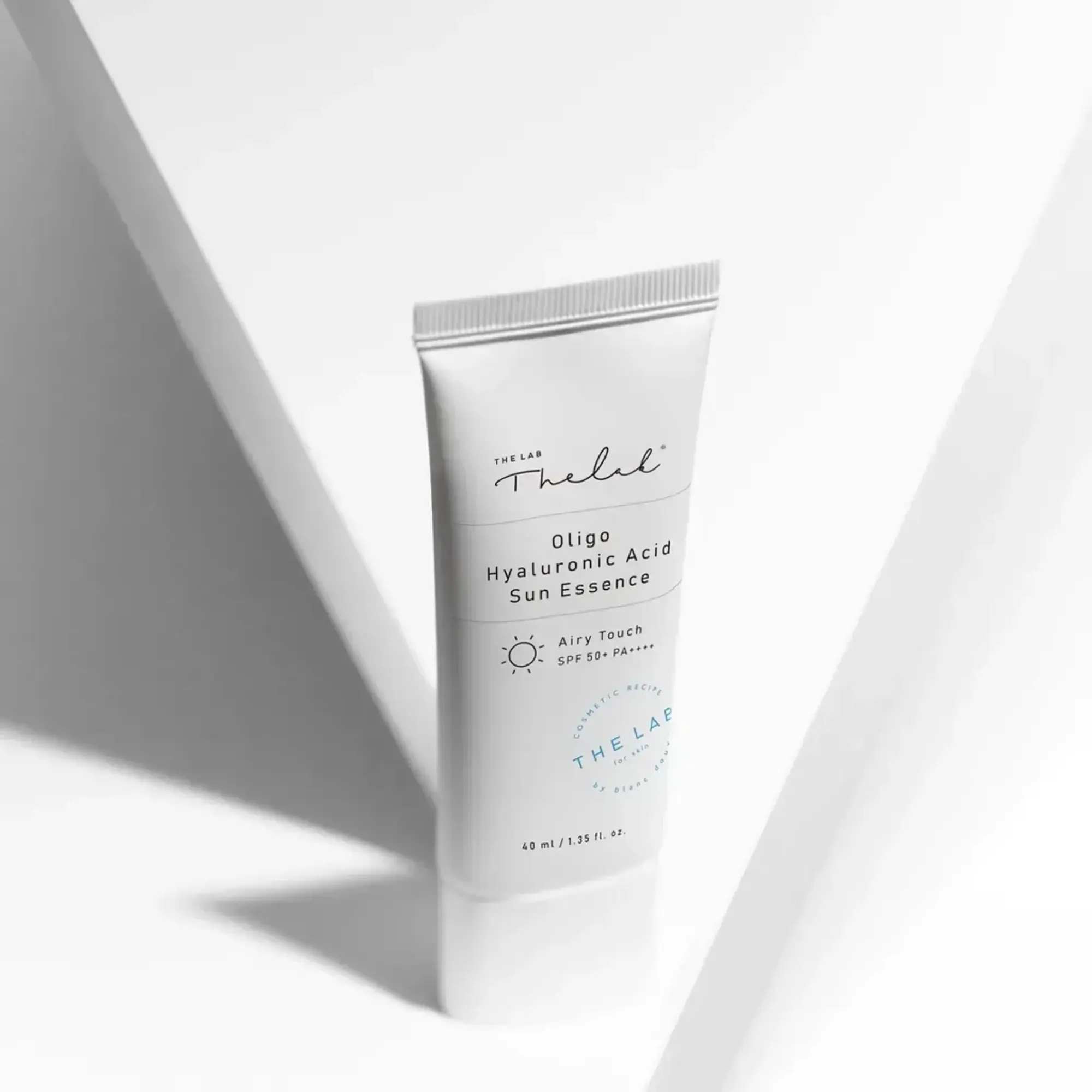 kem chống nắn the lab