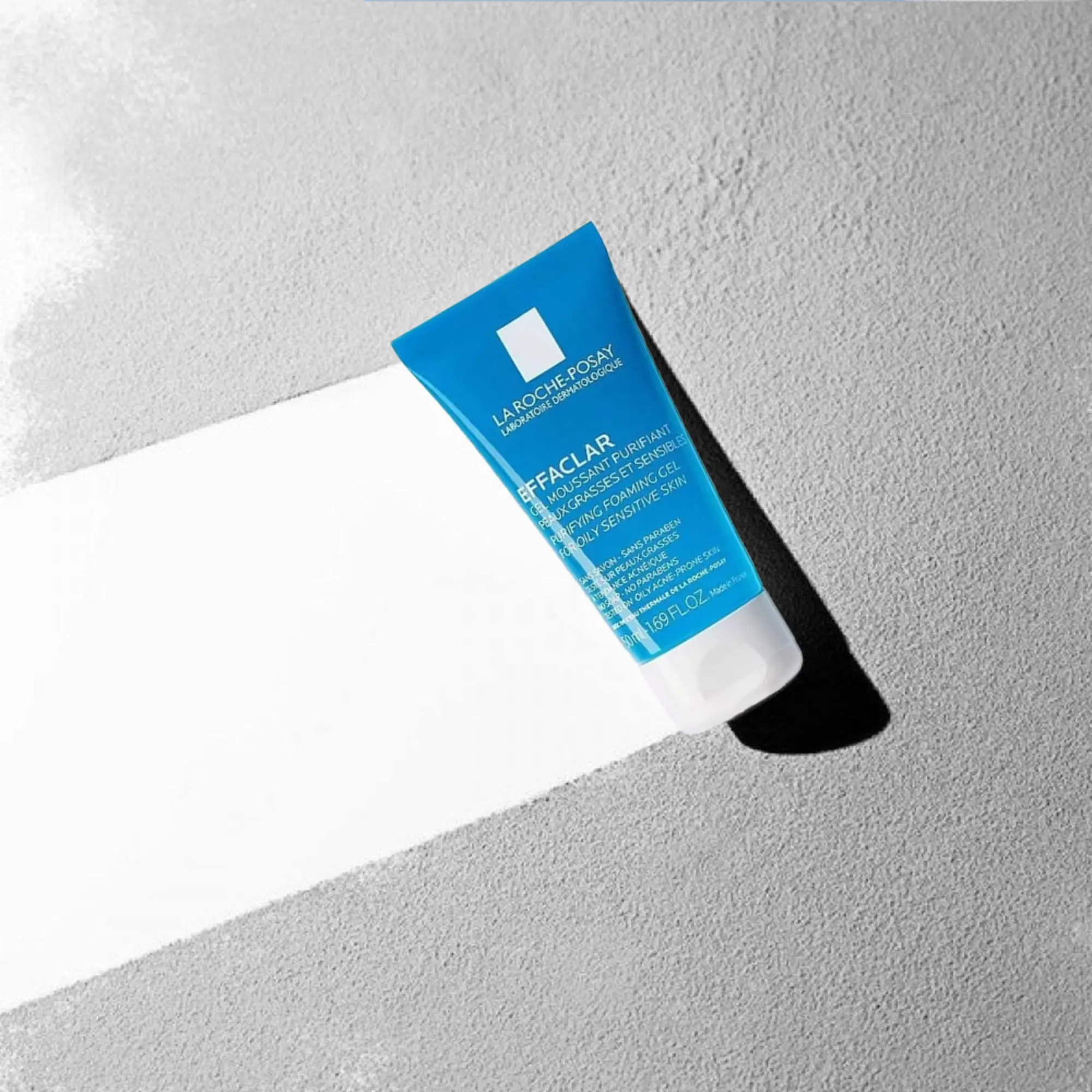 sữa rửa mặt da nhạy cảm la roche-posay