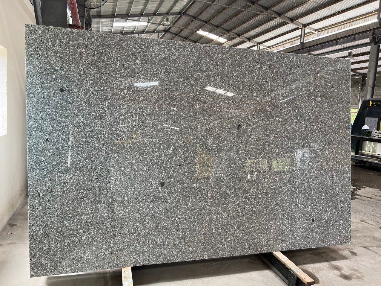 Rockville-Granite-full-slab