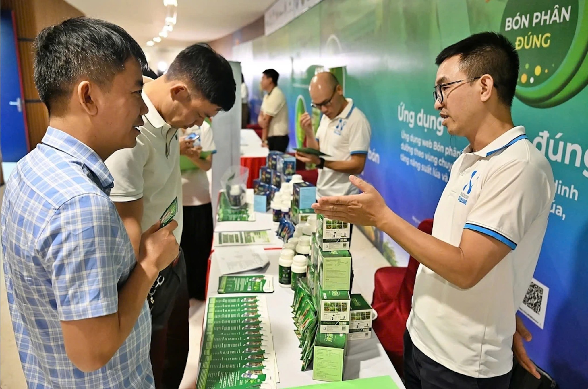 Nano Industry Đăng Quang góp mặt tại Tọa đàm và Triển lãm giải pháp phân bón hỗ trợ canh tác lúa bền vững ở Hải Phòng