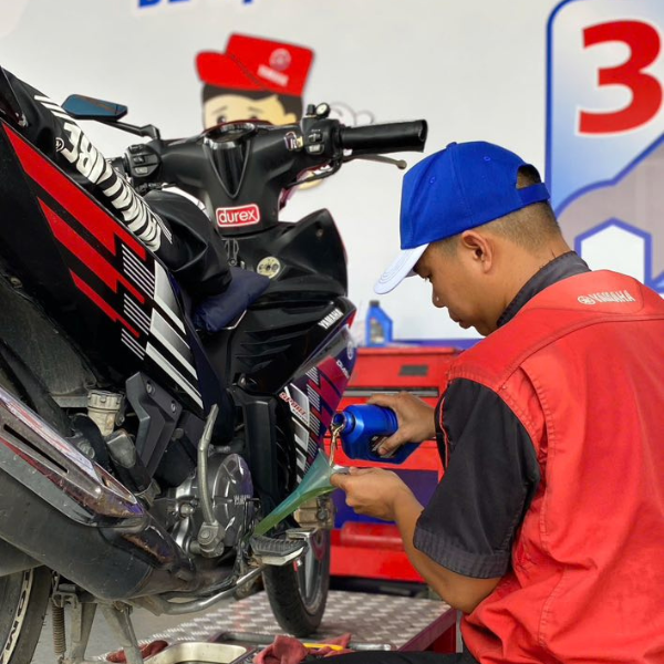 Thời Gian Thay Nhớt Xe Máy Hợp Lý Giúp Kéo Dào Tuổi Thọ Xe Xe Máy Vĩnh Trường Đồng Tháp