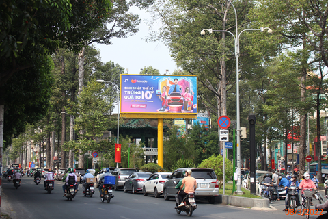 Top 9 Bảng Quảng Cáo Ngoài Trời 