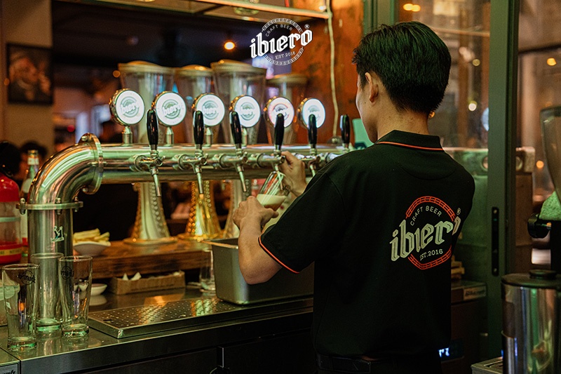 Bia Ale là gì? Những dòng Ale nổi bật tại iBiero