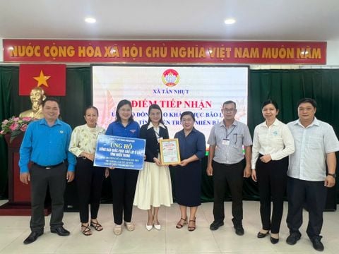 GẦN 1 TỶ ĐỒNG TỪ NOSAFOOD TIẾP SỨC ĐỒNG BÀO VÙNG LŨ