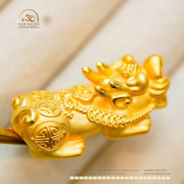 Giá charm bạc mạ vàng vì sao có sự chênh lệch lớn