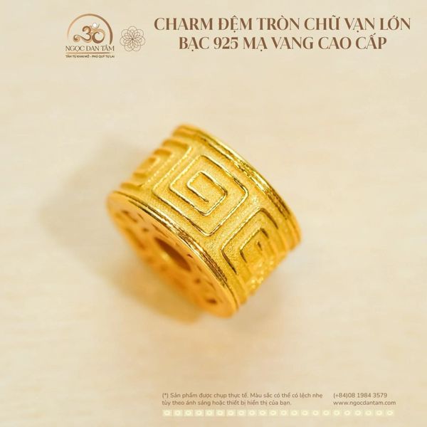 Charm Chữ Vạn bạc mạ vàng