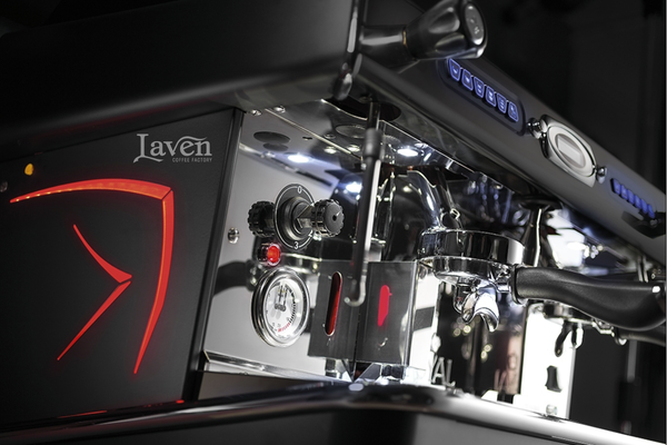 bfc-may-pha-y-thanh-ly-may-pha-ca-phe-royal-vittorio-s-2-group-lap-dat-tan-noi