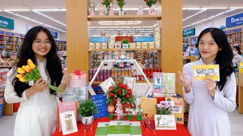 Top 10 địa chỉ mua quà 20/11 tại Hồ Chí Minh uy tín & chất lượng