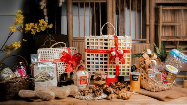 15 quà đặc sản Việt Nam mang đi nước ngoài ý nghĩa, dễ mang đi và đậm đà bản sắc Việt