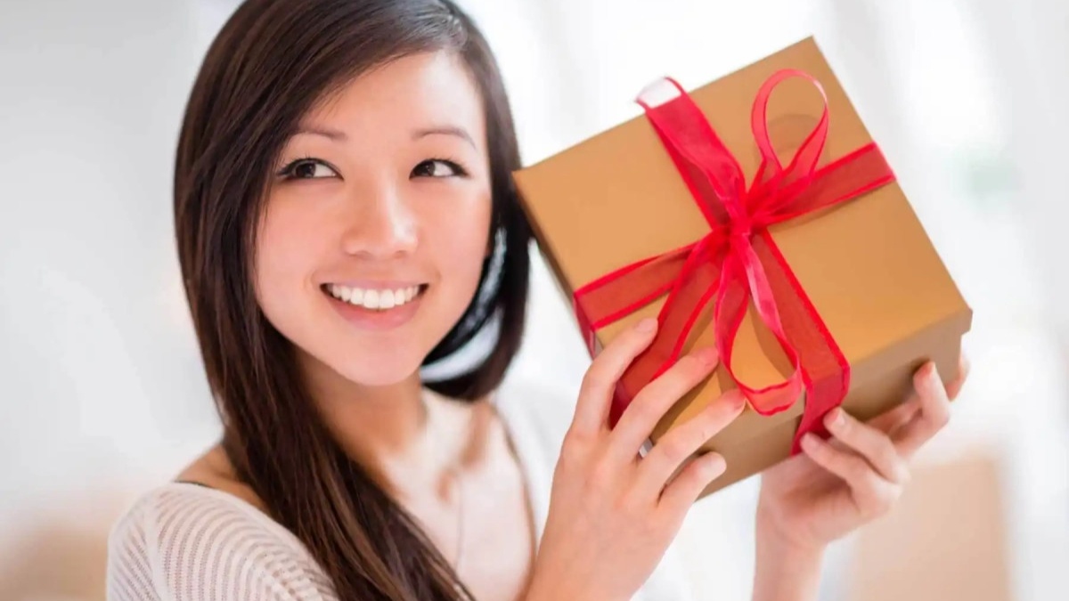 Gợi ý 25+ quà sinh nhật cho nữ dưới 500k đẹp và tinh tế
