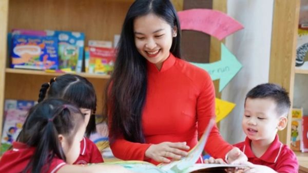 Gợi ý 15+ món quà tặng cuối năm học cho trẻ mầm non dưới 100k đẹp, an toàn