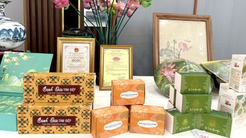 TOP 20+ quà tặng ngành du lịch ấn tượng, nâng tầm thương hiệu