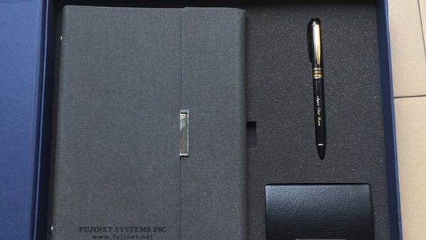 Tổng hợp 15+ món quà tặng văn phòng ý nghĩa và độc đáo cho mọi dịp