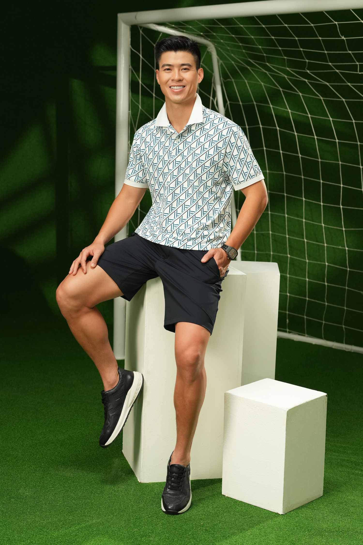SUMMER COLLECTION