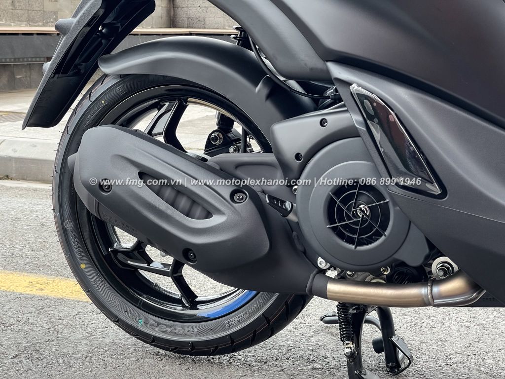 Piaggio Liberty 125 S&nbsp;có ốp ống xả sơn đen mờ đồng bộ toàn thân xe