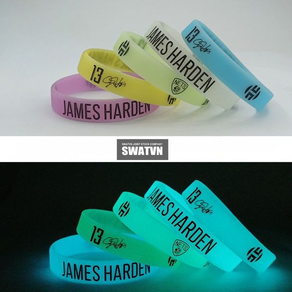 LÝ DO VÒNG TAY CAO SU DẠ QUANG ĐƯỢC ƯA CHUỘNG TRỌNG SỰ KIỆN