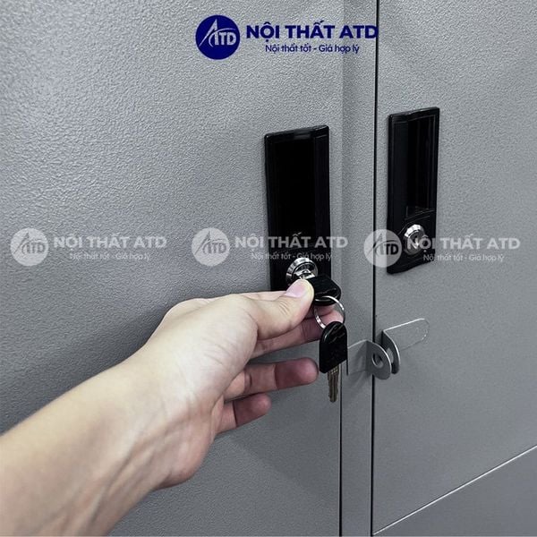 Tủ locker bị hỏng khóa