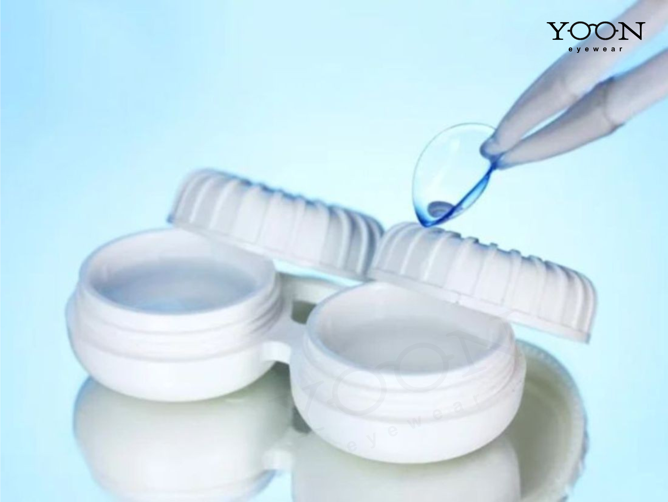 Chuyển Sang Sử Dụng Kính Áp Tròng