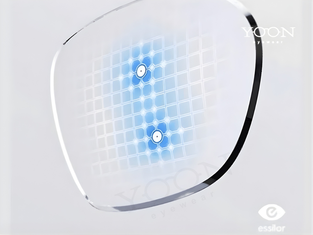 HIỂU SAI PHỔ BIẾN KHI SO SÁNH EYEZEN VÀ VARILUX