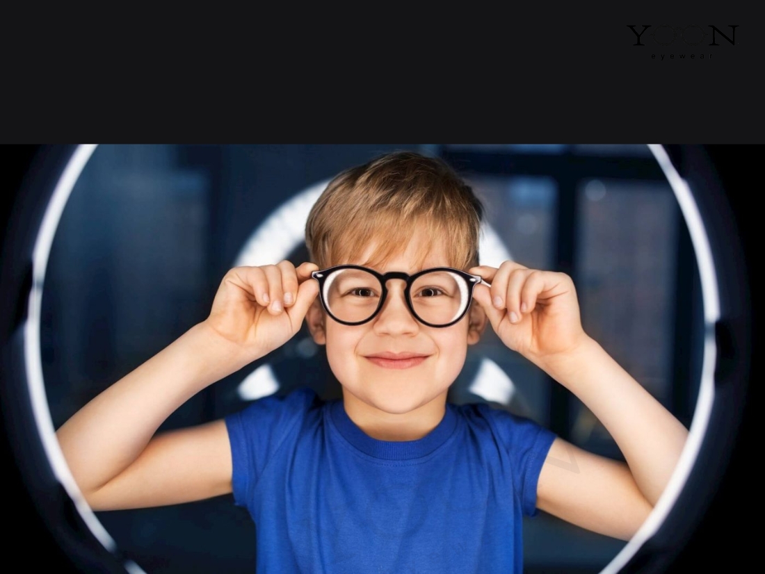 KÍNH TRẺ EM LÀ GÌ?